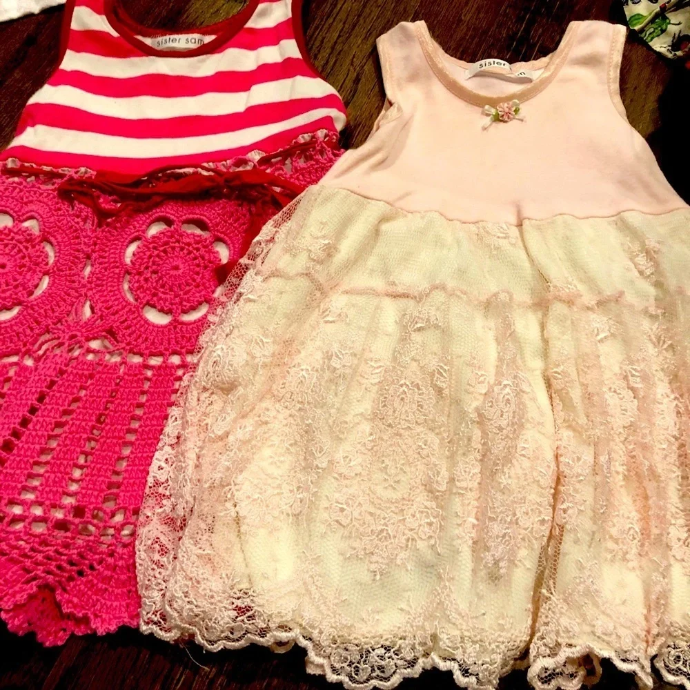 Set of 2 sister Sam dresses 18M ✨⭐️